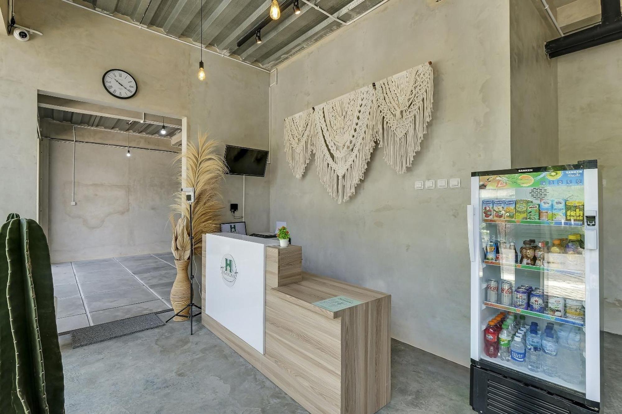 Super Oyo Capital O 90983 Harmony Easy Stay Maguwo Eksteriør bilde