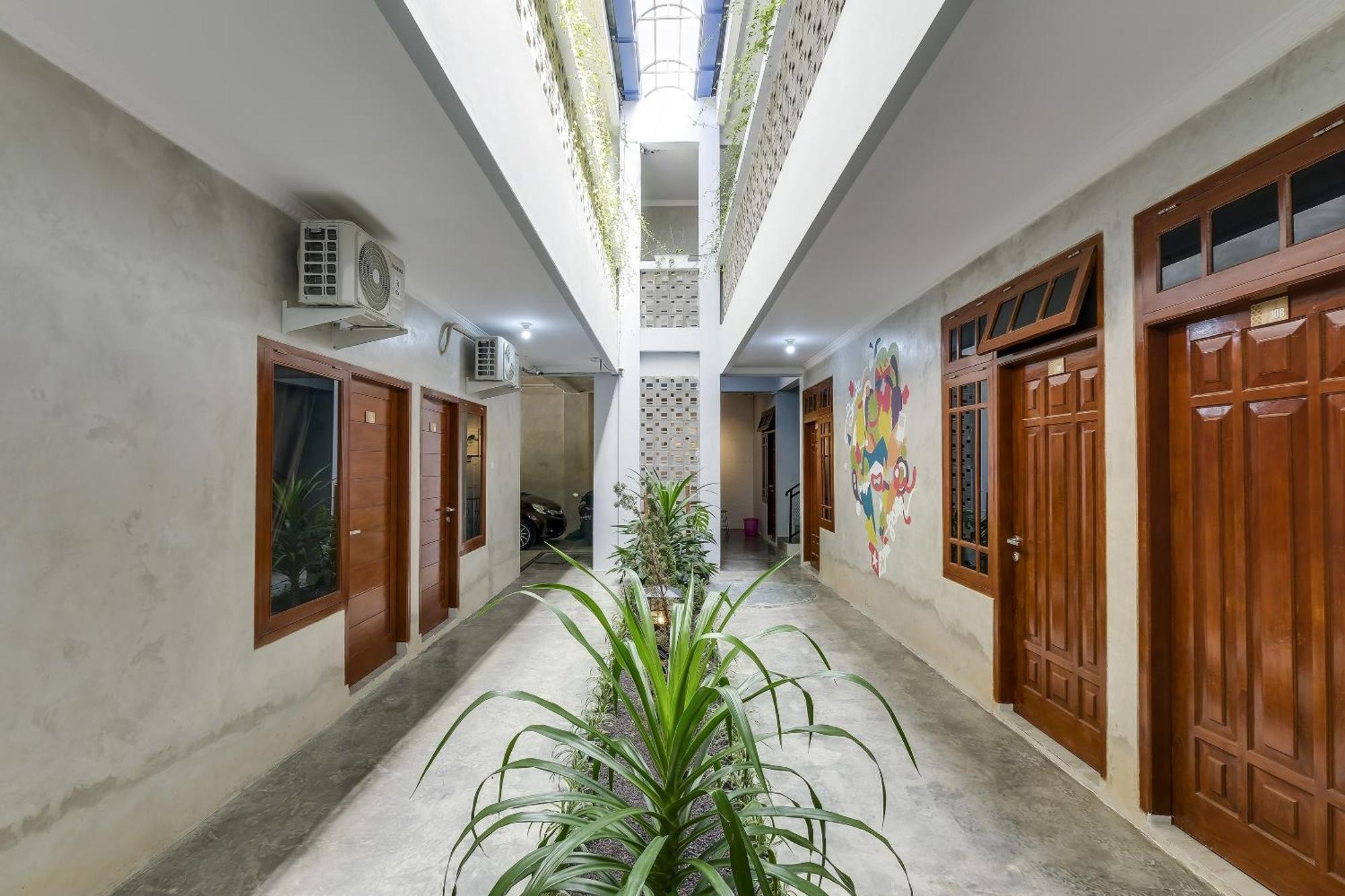 Super Oyo Capital O 90983 Harmony Easy Stay Maguwo Eksteriør bilde